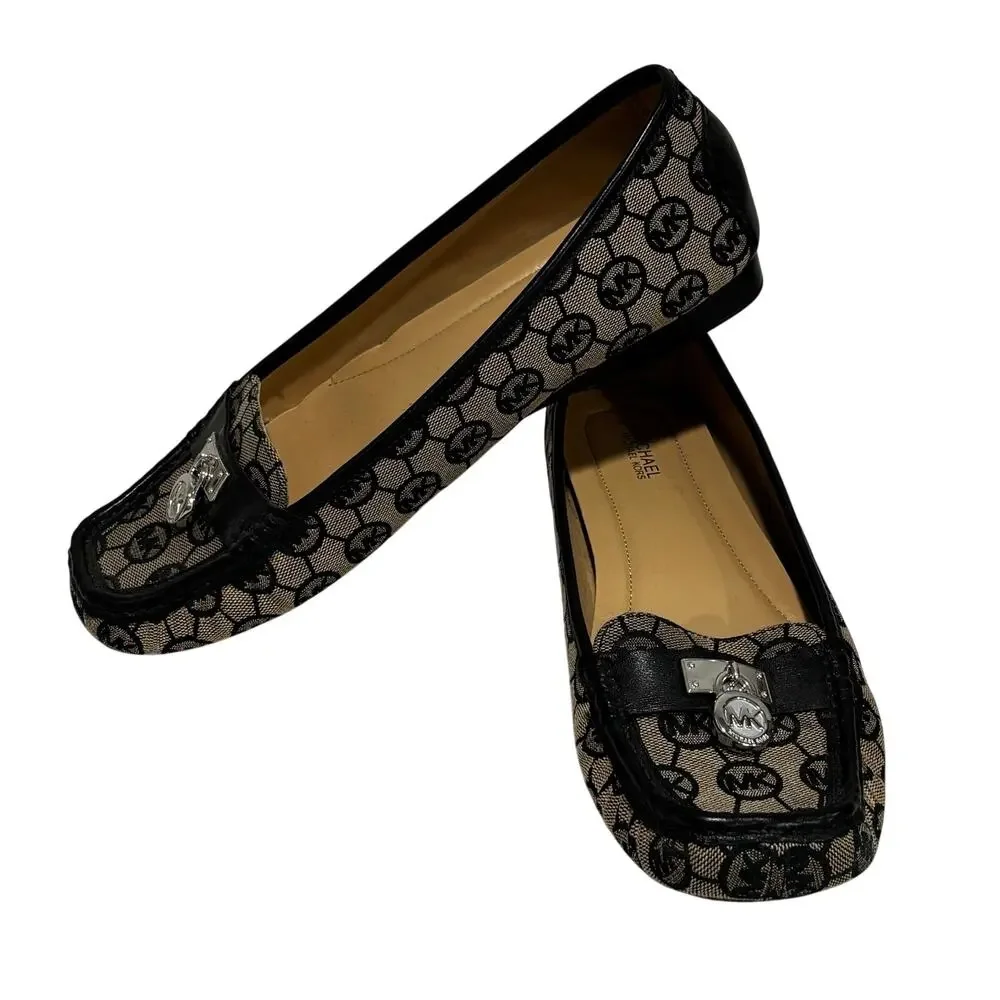 Michael Kors Flats Driving Loafers Slip On Shoes Casual Black Beige Logo 9M